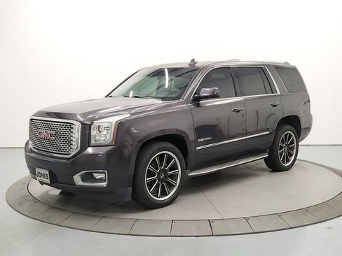 Used 2016 GMC Yukon Denali w/ Open Road Package RWD image 3