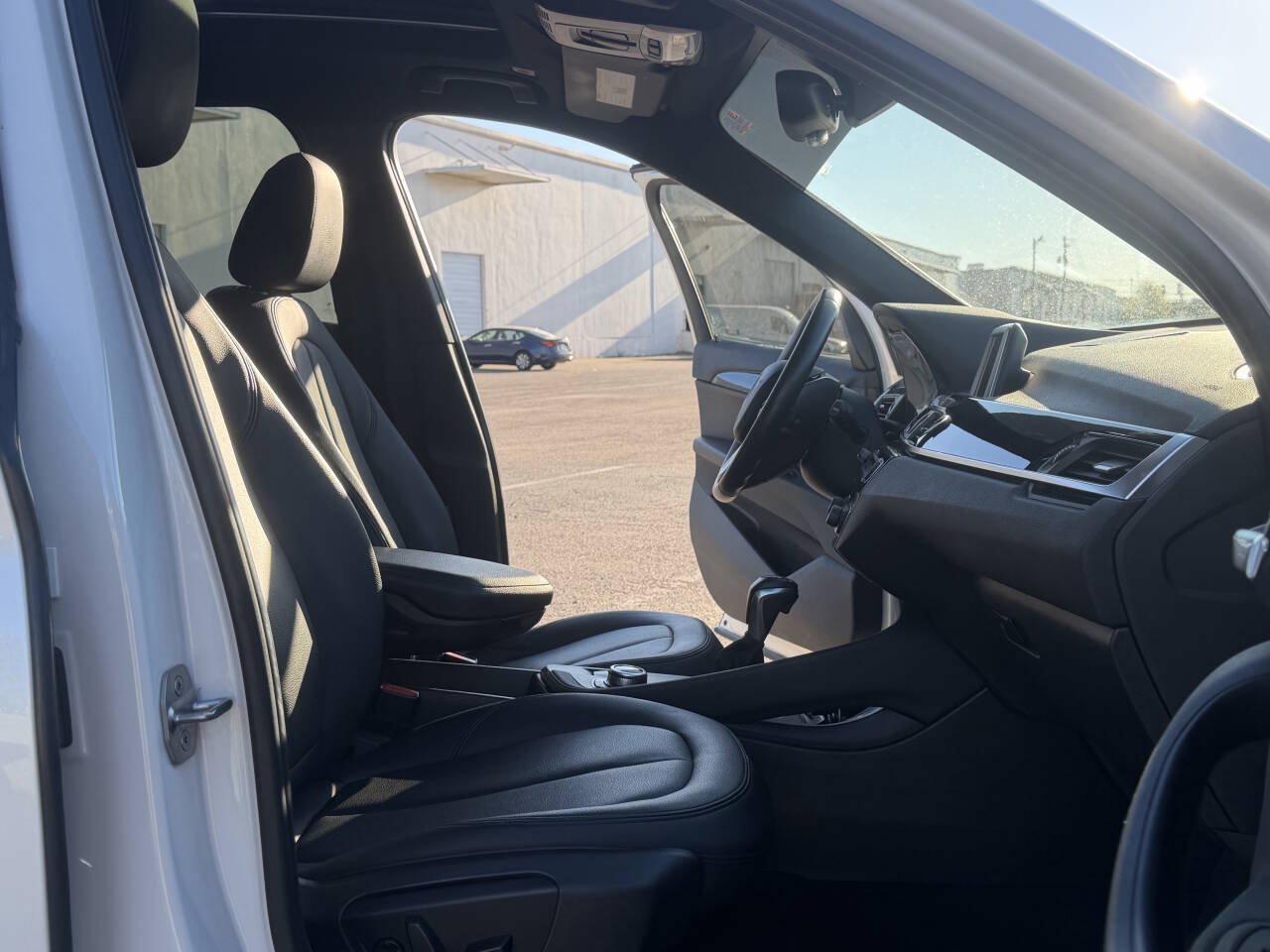 Used 2017 BMW X1 xDrive28i AWD/4WD image 15