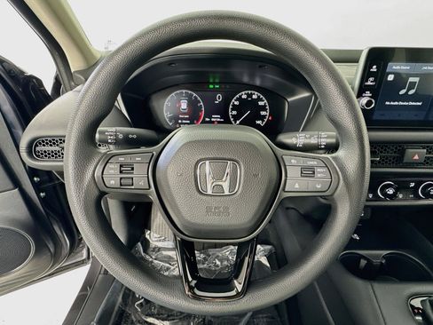 Used 2026 Honda HR-V LX image 11