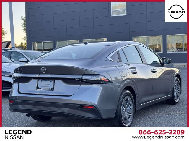 Used 2026 Nissan Sentra SV w/ Floor Mat Package FWD image 8