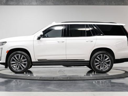 Used 2022 Cadillac Escalade Sport Platinum image 16