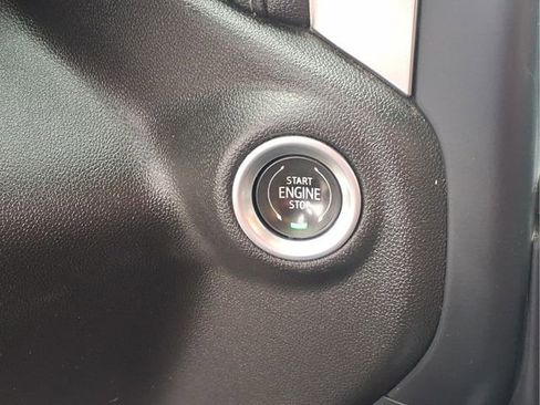 Used 2022 Chevrolet Silverado 1500 LTZ image 10