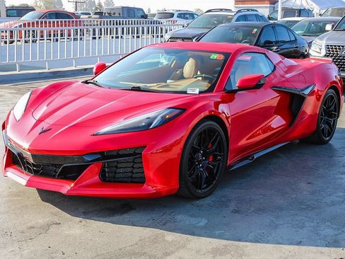 Used 2023 Chevrolet Corvette Z06 w/ Battery Protection Package RWD image 4
