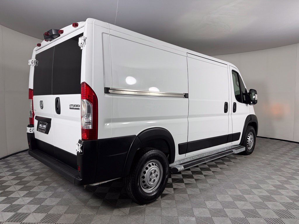 Used 2025 RAM ProMaster 2500 w/ U-Haul Equipment Group FWD image 8