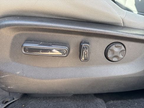 Used 2021 Honda CR-V EX image 9