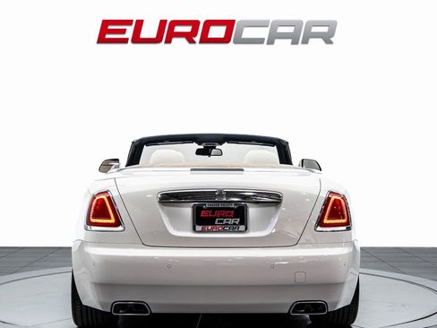 Used 2016 Rolls-Royce Dawn image 5