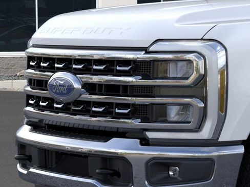 New 2026 Ford F250 Lariat w/ Chrome Package image 17