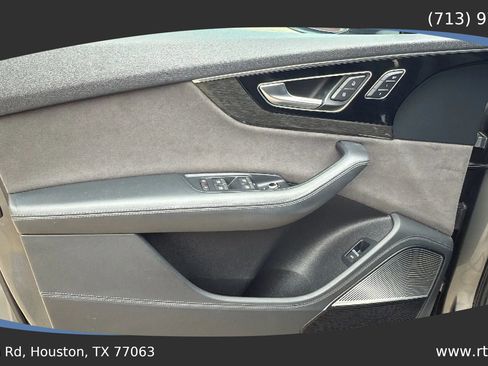 Used 2017 Audi Q7 3.0T Prestige w/ Prestige Package image 18