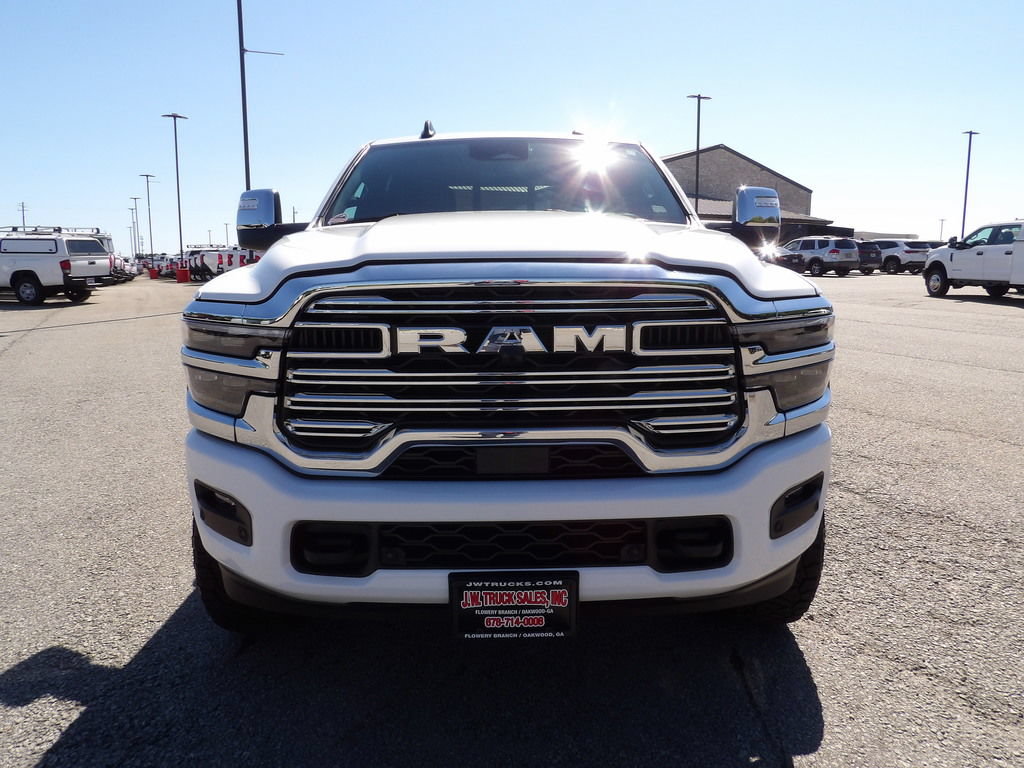 Used 2026 RAM 2500 Laramie AWD/4WD image 12