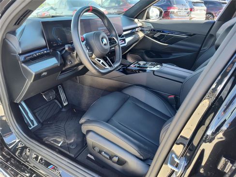 Certified 2025 BMW M5 w/ Carbon Package image 2