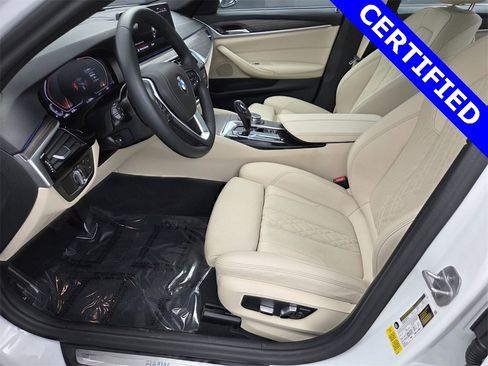 Certified 2023 BMW 530i w/ Convenience Package image 30