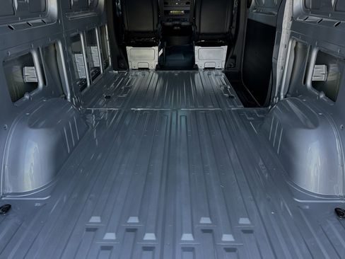 New 2024 Mercedes-Benz Sprinter 2500 image 14