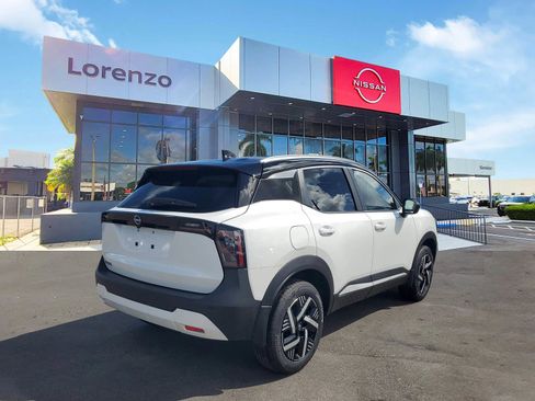 New 2026 Nissan Kicks SV FWD image 4