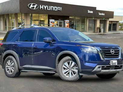 Used 2022 Nissan Pathfinder SL w/ Cargo Package