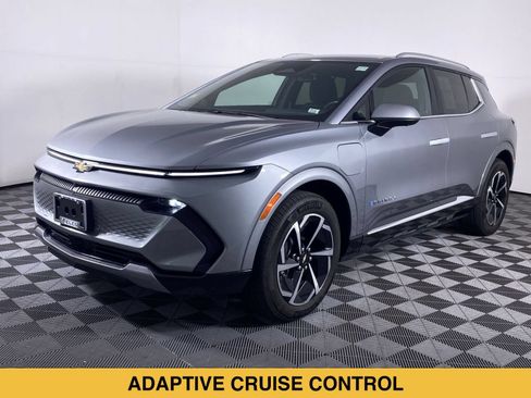 Certified 2024 Chevrolet Equinox EV LT FWD image 16
