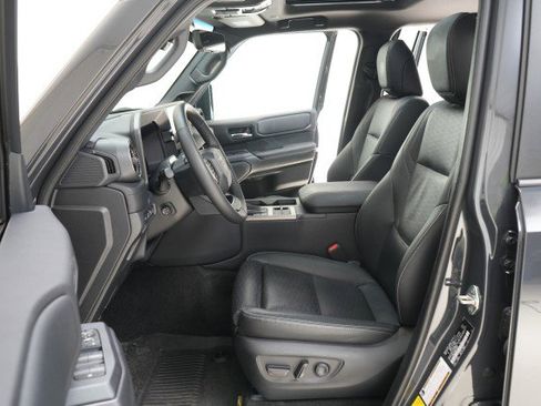 Used 2025 Toyota Land Cruiser image 43