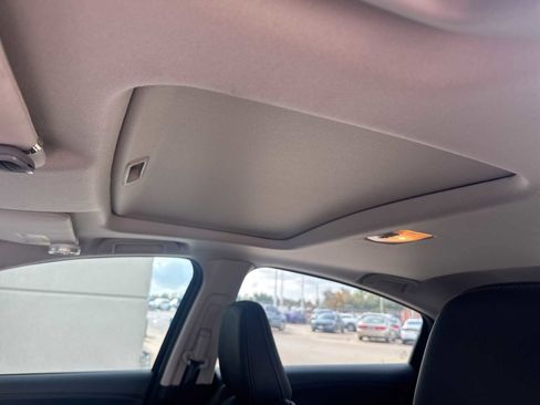 Used 2022 Honda HR-V EX-L image 7