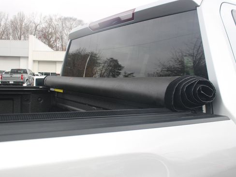 Used 2022 Chevrolet Silverado 2500 Custom w/ Custom Convenience Package image 12