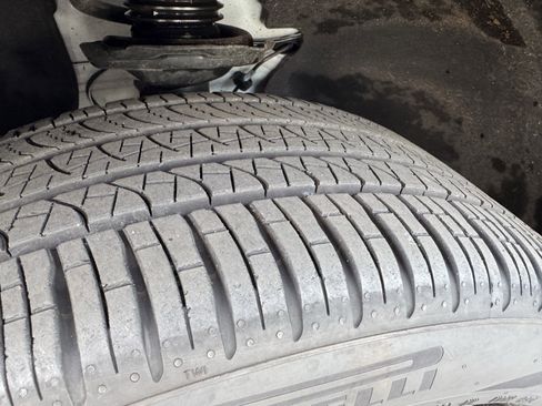 Certified 2025 Volkswagen ID.4 Pro image 18