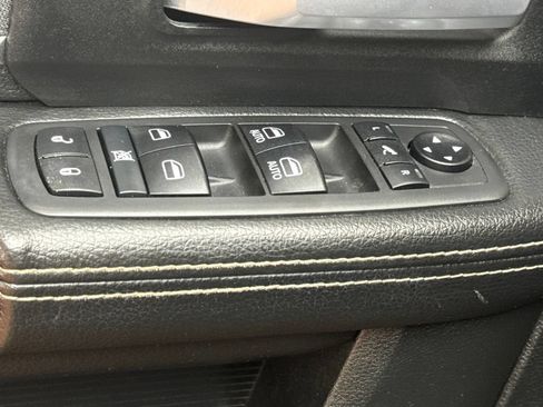 Used 2021 RAM 2500 Lone Star w/ Night Edition AWD/4WD image 21