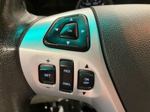 Used 2014 Ford Explorer XLT w/ Equipment Group 201A image 27