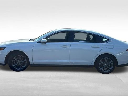 Used 2024 Honda Accord EX image 4