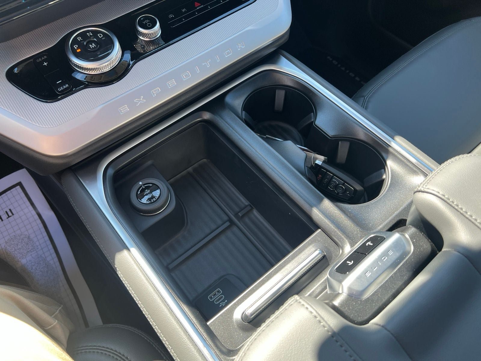 New 2026 Ford Expedition Active AWD/4WD image 27