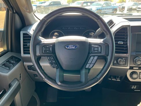 Used 2018 Ford F150 XLT w/ Equipment Group 302A Luxury AWD/4WD image 13