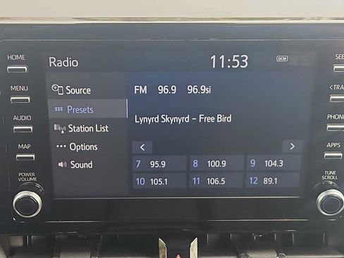 Used 2020 Toyota Corolla LE image 12