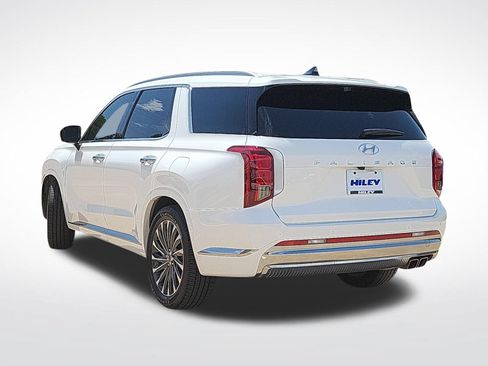 Used 2024 Hyundai Palisade Calligraphy FWD image 6