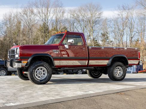 Used 1993 Dodge D/W Truck 250 image 3