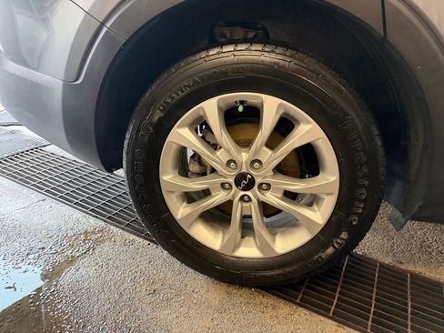 Used 2022 Kia Telluride LX AWD/4WD image 27