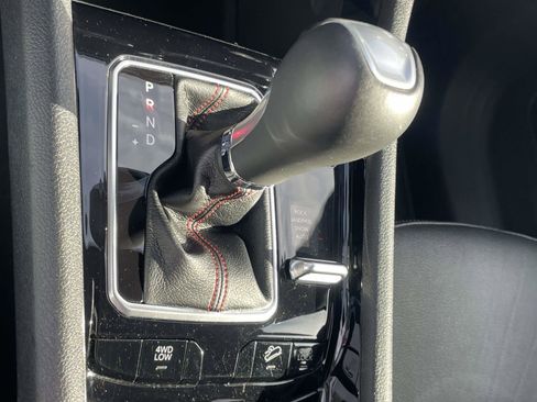 Used 2023 Jeep Compass Trailhawk w/ Trailer Tow Group image 19