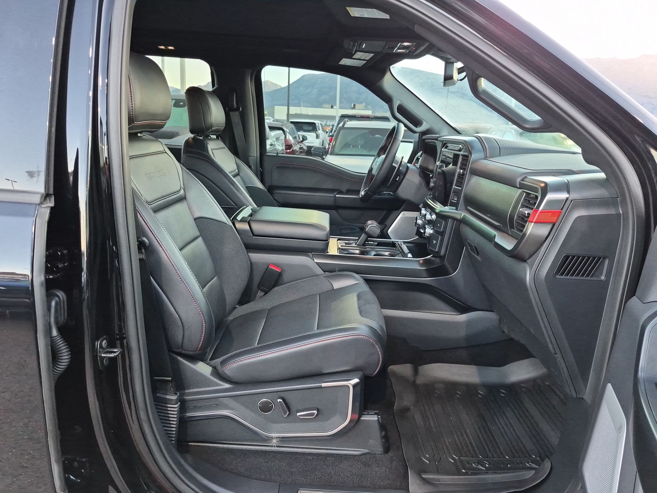 Used 2026 Ford F150 Raptor AWD/4WD image 32