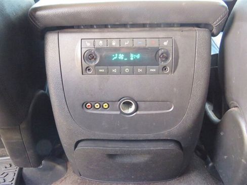 Used 2009 Chevrolet Tahoe LTZ RWD image 14