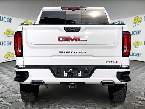 Used 2024 GMC Sierra 1500 AT4 w/ Technology Package image 5