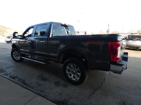 Used 2019 Ford F250 Lariat w/ Lariat Ultimate Package AWD/4WD image 11