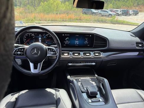 Used 2021 Mercedes-Benz GLS 450 4MATIC image 23