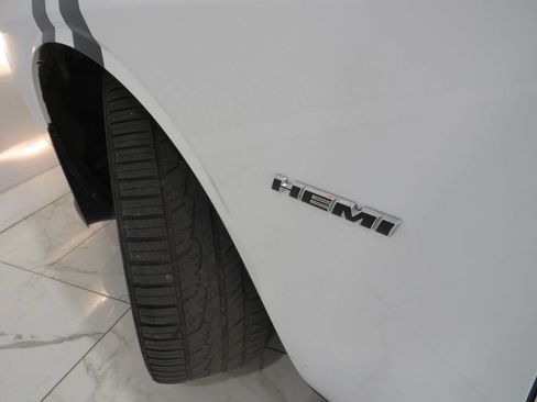 Used 2019 Dodge Challenger R/T image 26