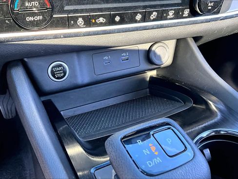 Certified 2023 Nissan Rogue SV w/ SV Premium B Package image 31