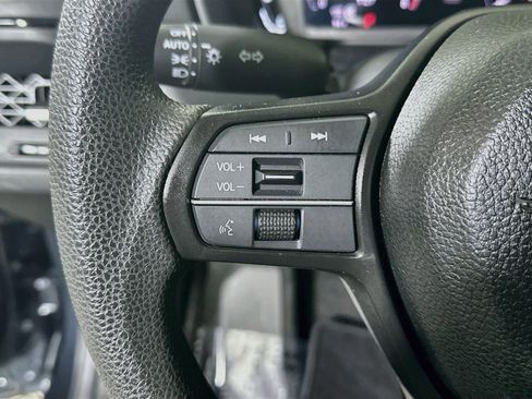 Used 2024 Honda Accord EX image 16