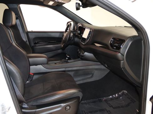 Used 2025 Dodge Durango GT AWD/4WD image 59