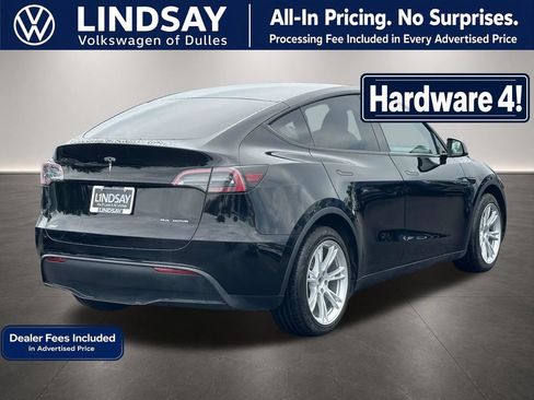 Used 2024 Tesla Model Y Long Range AWD/4WD image 7