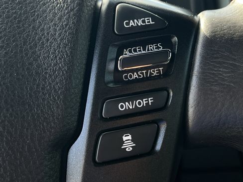 Used 2023 Nissan Titan PRO-4X w/ Pro-4x Convenience Package image 13