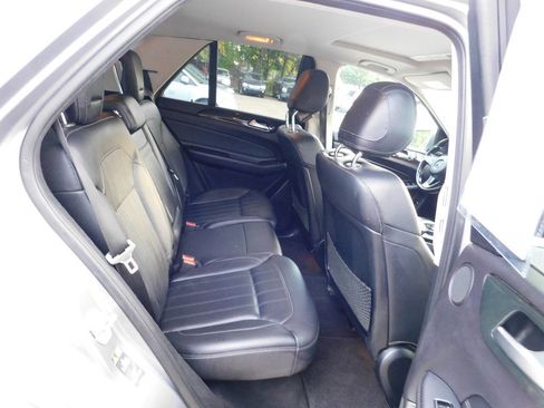 Used 2016 Mercedes-Benz GLE 300d 4MATIC image 22