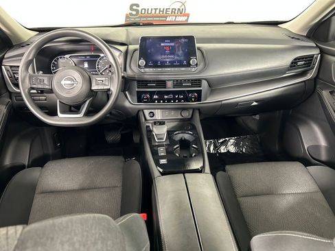 Used 2024 Nissan Rogue SV FWD image 18