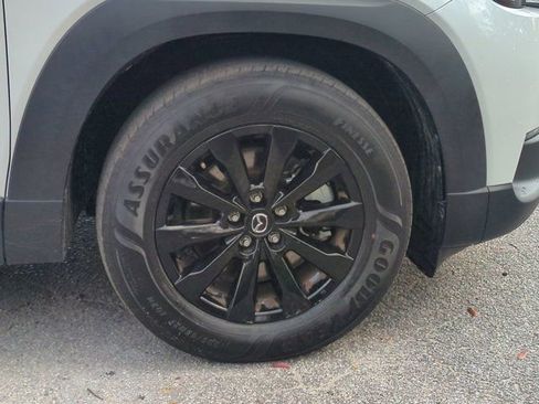 Used 2024 MAZDA CX-50 AWD 2.5 S w/ Premium Package image 11