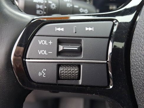 Used 2023 Honda Pilot Elite image 21