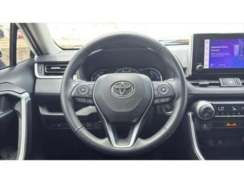 Certified 2024 Toyota RAV4 XLE Premium AWD/4WD image 21