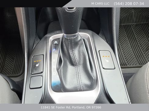 Used 2016 Hyundai Santa Fe SE AWD/4WD image 16